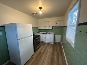 2301 S Beacon St in Muncie, IN - Foto de edificio - Building Photo