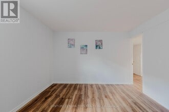 1308 Lawson Rd in London, ON - Building Photo - Building Photo