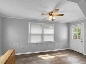 130 Nelson Dr in Williamsburg, VA - Foto de edificio - Building Photo