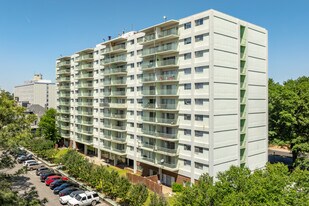 Central Gardens in Memphis, TN - Building Photo