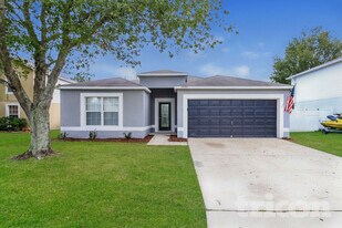 7354 High Bluff Rd N in Jacksonville, FL - Building Photo