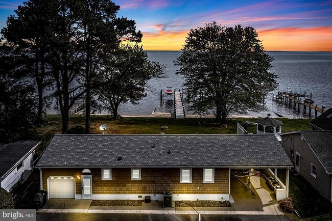 property at 627 Popes Creek Ave