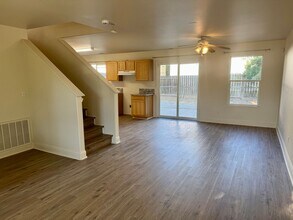 3753 Morning Dove Ave in Merced, CA - Building Photo - Building Photo
