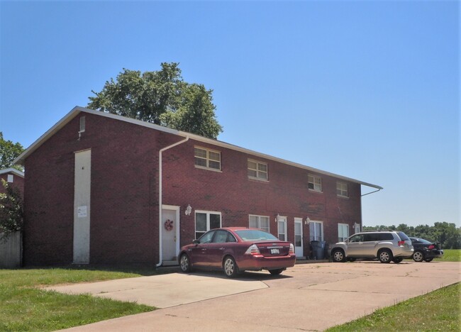 property at 41 Bellevue Dr