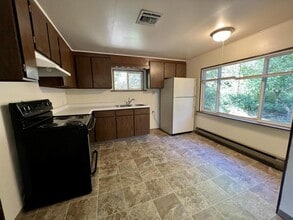 784 Murphy Creek Rd in Grants Pass, OR - Building Photo - Building Photo