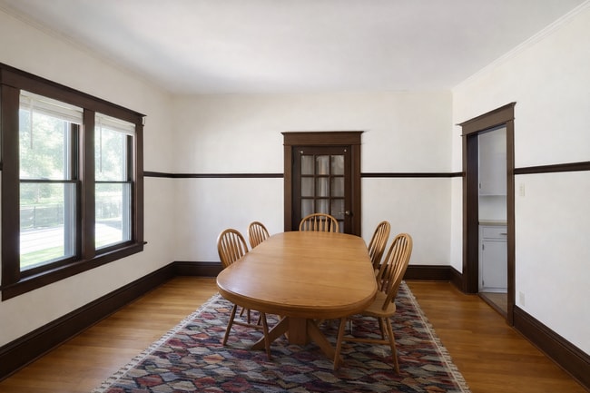 1872 Marshall Ave in St. Paul, MN - Building Photo - Building Photo