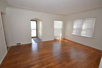 2341 Eastern Ave SE in Grand Rapids, MI - Building Photo - Building Photo