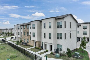 The Argonne Apartments in Fulshear, TX - Building Photo