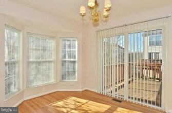 6414 Lureta Ann Ln in Springfield, VA - Building Photo - Building Photo