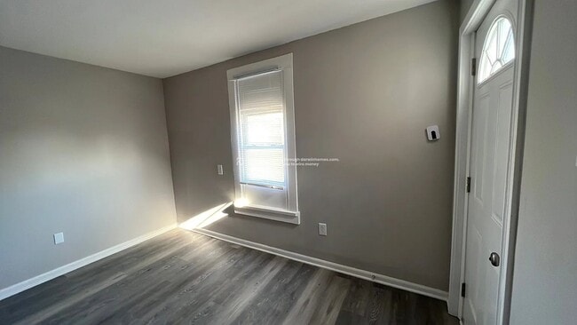 3315 Hale Ave in Louisville, KY - Foto de edificio - Building Photo