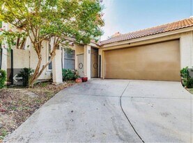 625 Fiesta Cir in Irving, TX - Building Photo