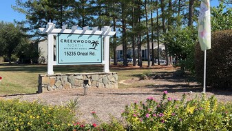 Creekwood North Apartments