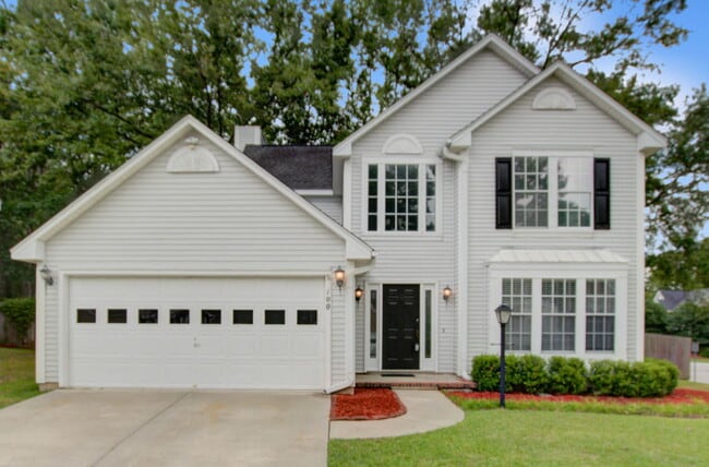 100 N Pembroke Dr in Goose Creek, SC - Building Photo - Building Photo