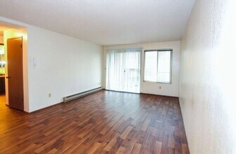 Phinney Heights Apartments in Seattle, WA - Building Photo - Building Photo