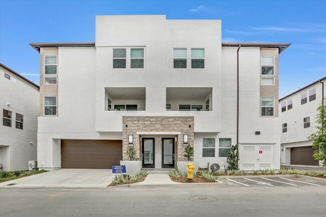 property at 2618 Everly Dr