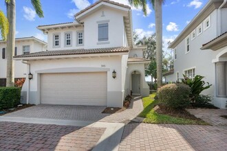 546 Tomahawk Ct in Palm Beach Gardens, FL - Building Photo - Building Photo