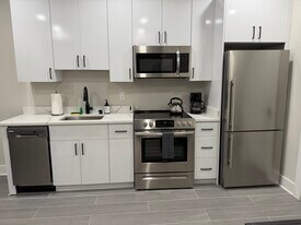 824 18th St NE, Unit 001 in Washington, DC - Building Photo