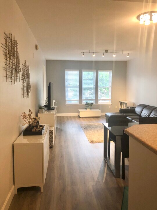 520 Lunalilo Home Rd, Unit 6116 in Honolulu, HI - Building Photo