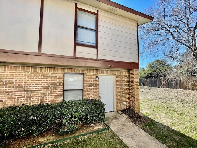 3047 Olympia Dr in Denton, TX - Building Photo - Building Photo