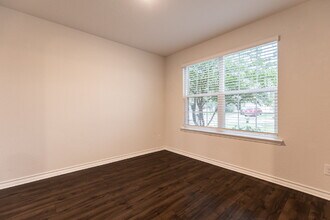 2918 Lindenwood Run in San Antonio, TX - Building Photo - Building Photo