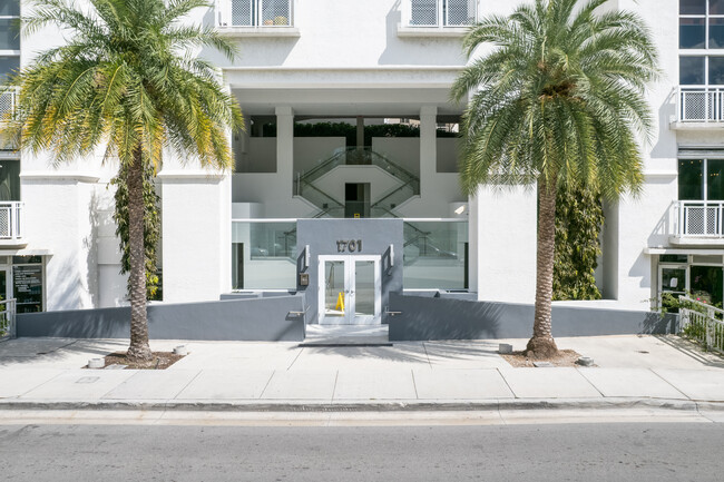 Lofts at South Beach in Miami Beach, FL - Building Photo - Building Photo