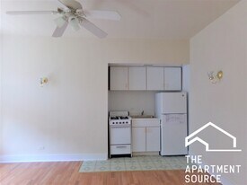 6916 N Lakewood Ave in Chicago, IL - Building Photo