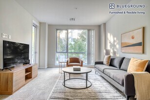 550 Moreland Way in Santa Clara, CA - Building Photo
