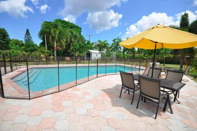 property at 272 NW 45th St