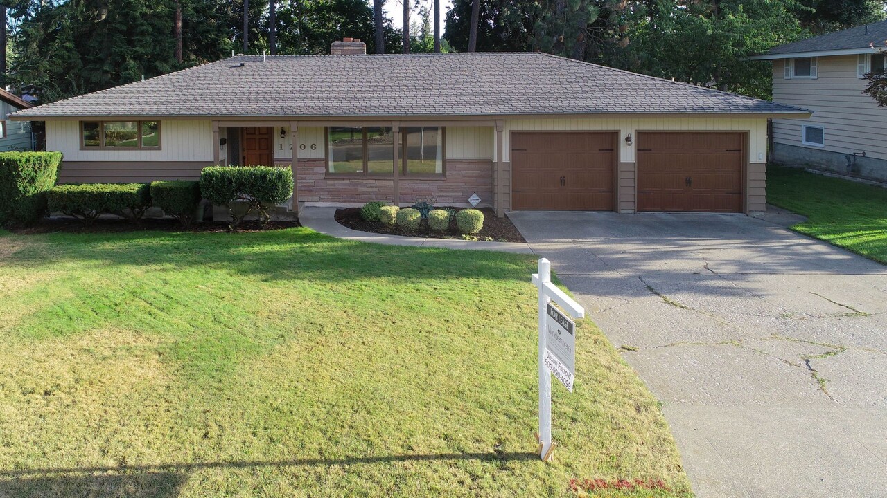 1706 E 38th Ave in Spokane, WA - Building Photo