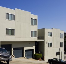 Corona Heights in San Francisco, CA - Foto de edificio - Building Photo