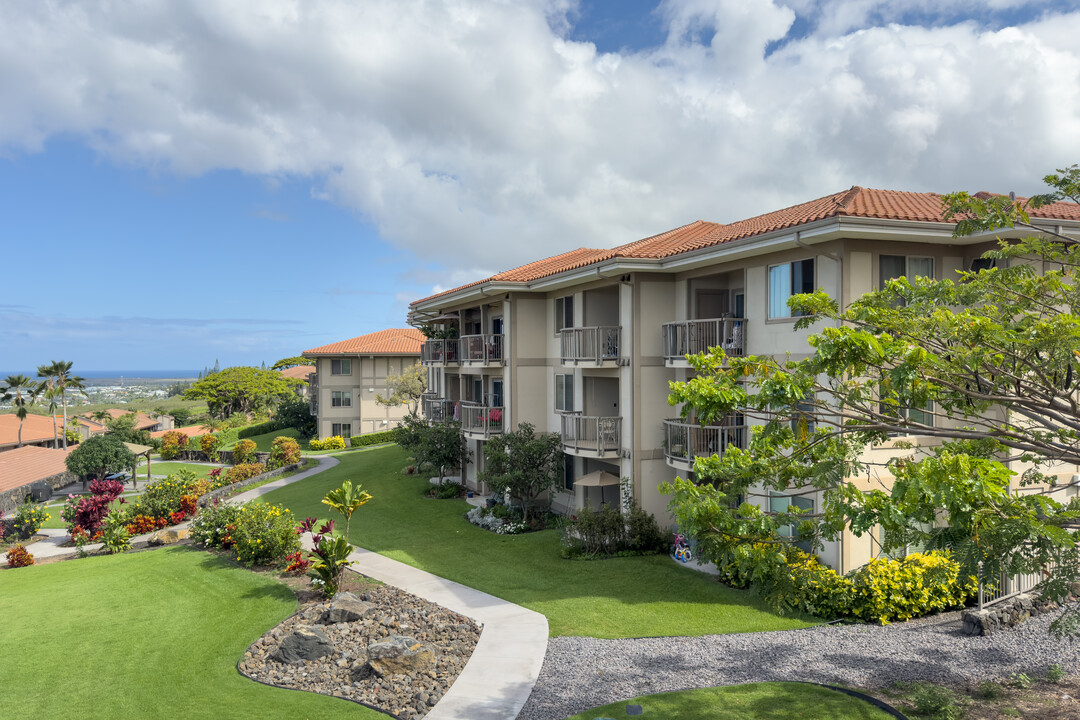 HUALALAI VILLAGE in Kailua Kona, HI - Foto de edificio