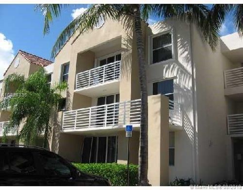 2731 Ocean Club Blvd-Unit -7C in Hollywood, FL - Building Photo