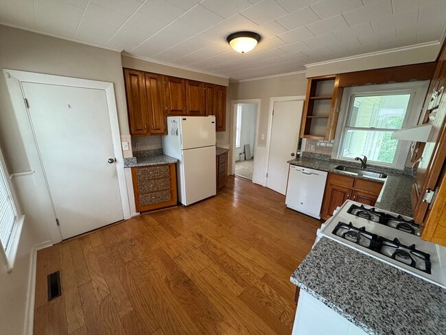 29 Pearl St in Marlborough, MA - Building Photo - Building Photo