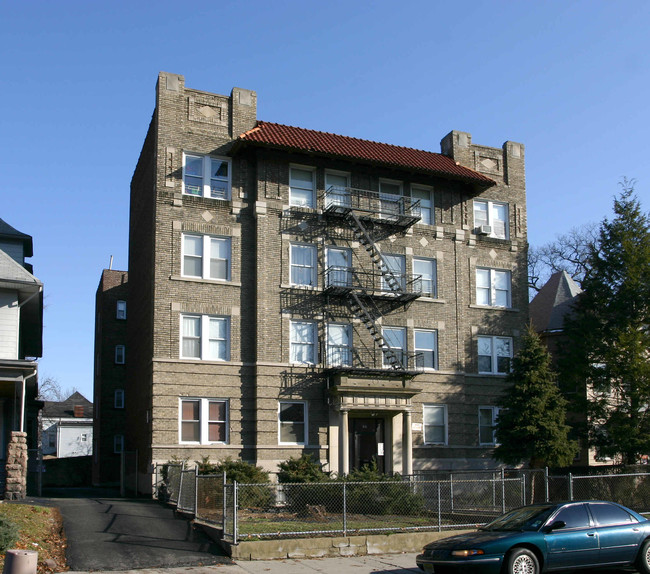 30 Beech St in East Orange, NJ - Foto de edificio - Building Photo