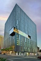 930 Poydras Apartments