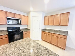 1545 N Banning in Mesa, AZ - Foto de edificio - Building Photo