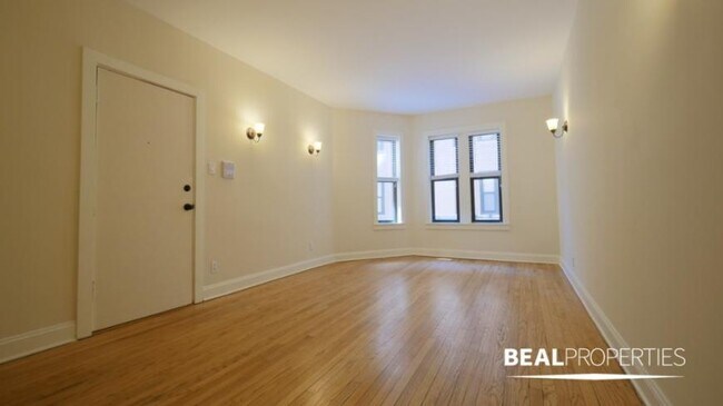 property at 4038 N Ashland Ave