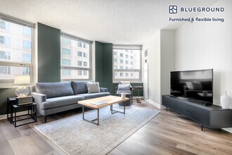750 N Rush St, Unit FL11-ID165 in Chicago, IL - Building Photo - Building Photo