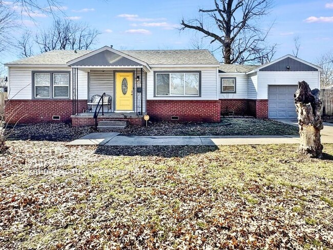 property at 2542 S Pittsburg Ave