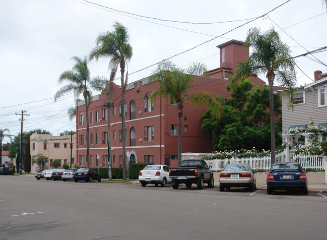 Casa Arleda Apartments in San Diego, CA - Building Photo - Building Photo