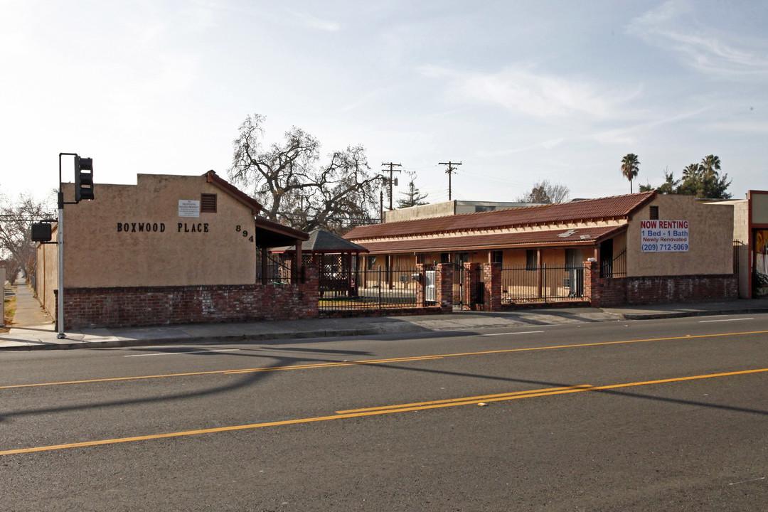 894 El Camino Ave in Sacramento, CA - Building Photo