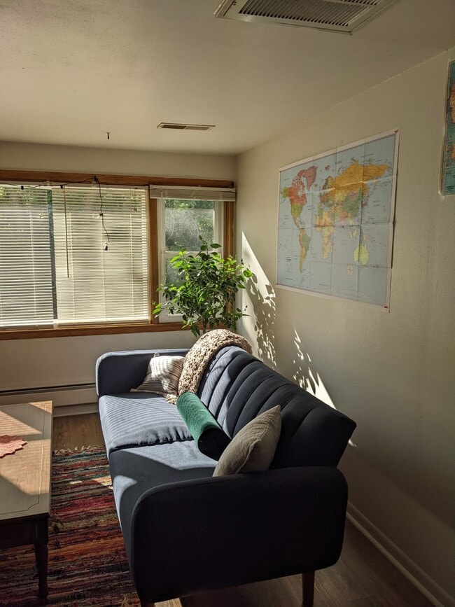 1407 S Lewis St, Unit 2S in Kirksville, MO - Foto de edificio - Building Photo