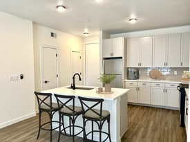 1800 Broadway in San Antonio, TX - Building Photo