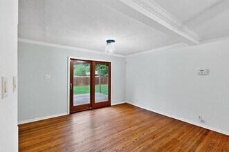 2927 Selma Ln in Farmers Branch, TX - Building Photo - Building Photo