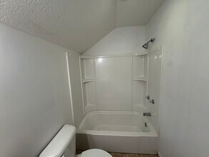 115 S State St, Unit 2nd Floor in West Harrison, IN - Building Photo - Building Photo