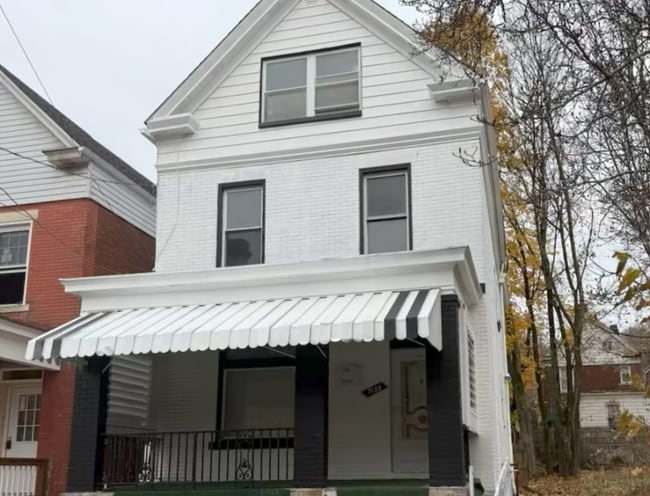 property at 7123 Kedron St