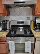 415 66th St, Unit 1 in West New York, NJ - Foto de edificio - Building Photo