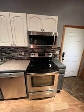 1007 NW Lake St in Newport, OR - Building Photo - Building Photo