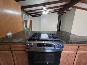 1030 Kahili Pl in Kailua, HI - Building Photo - Building Photo