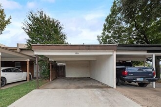 1804 Ridgeview Plaza in Mesquite, TX - Foto de edificio - Building Photo